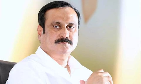 மலை கிராமங்களுக்கு சாலைகளை அமைப்பதை 6 மாதங்களுக்குள் அரசு செயல்படுத்த வேண்டும்- அன்புமணி ராமதாஸ்