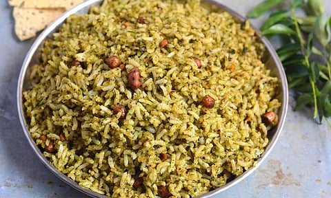 15 நிமிடத்தில் செய்யலாம் கறிவேப்பிலை மிளகு சாதம்