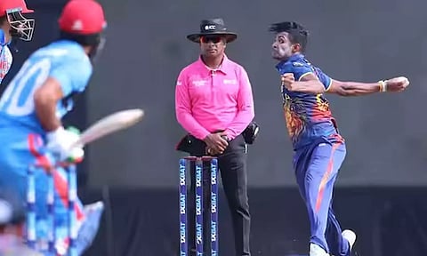 சிஎஸ்கே அணியில் கலக்கிய பதிரனா.. ஒருநாள் அறிமுக போட்டியில் 16 வைடுகள் வீசி சொதப்பல்