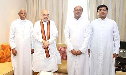 கேரளாவுக்கு ஒரு நாள் பயணமாக வருகை: மத்திய மந்திரி அமித்ஷா-கத்தோலிக்க பேராயர் திடீர் சந்திப்பு