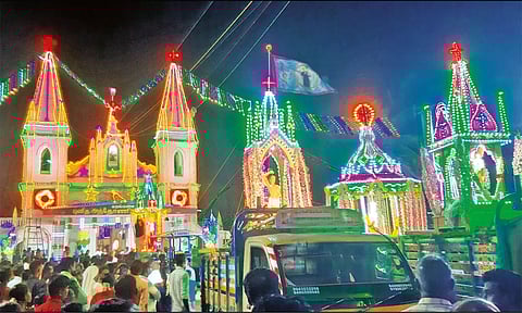 கருங்கண்ணி புனித அந்தோணியார் ஆலய தேர்பவனி