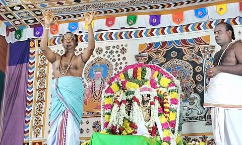 திருஞானசம்பந்தர்- தோத்திர பூரணாம்பிக்கைக்கு திருக்கல்யாணம் நடந்தது.