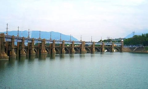 மேட்டூர் அணைக்கு நீர்வரத்து 1,040 கனஅடியாக சரிவு
