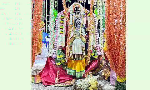 ஜெனகை மாரியம்மன் கோவிலில் தீர்த்தவாரி