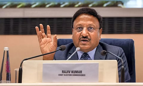 வெளிநாடுவாழ் இந்தியர்களுக்கு ஆன்லைனில் ஓட்டு போடும் வசதி: தலைமை தேர்தல் கமிஷனர் தகவல்