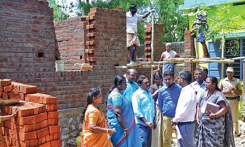 ரூ.4.34 கோடி மதிப்பீட்டில் வளர்ச்சி திட்டப்பணிகள் - கலெக்டர் ஸ்ரீதர் ஆய்வு