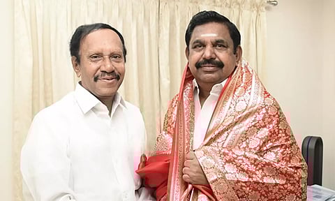 பிரதமராக பொறுப்பேற்கும் தகுதி எடப்பாடி பழனிசாமிக்கே உள்ளது: தம்பிதுரை எம்.பி. பேட்டி