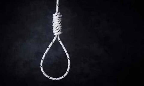 கன்னியாகுமரி அருகே ஊர்க்காவல் படை வீரரின் மனைவி தூக்குபோட்டு தற்கொலை