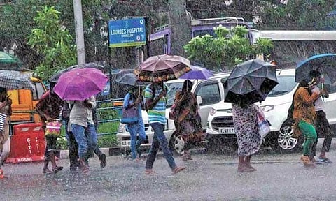 மாவட்டத்தில் ஒரே நாளில் 85 மி.மீ. மழை பெய்தது