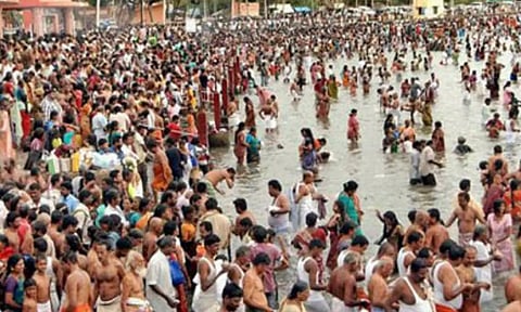 சமயபுரம் கோவிலில் மகாளய வழிபாடு