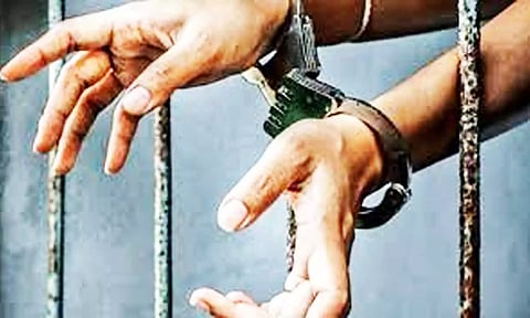 திருமண ஆசை காட்டி சிறுமியுடன் உல்லாசம் அனுபவித்த வாலிபர்