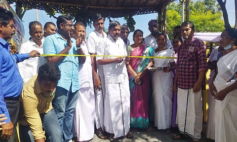 மருத்துவ முகாமை ஏ.ஜி.வெங்கடாச்சலம் எம்.எல்.ஏ. ரிப்பன் வெட்டி தொடங்கி வைத்தார்.