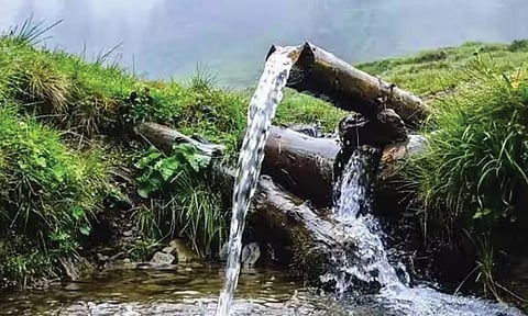 நிலத்தடி நீரை அதிகம் உறிஞ்சுவதால் நிலைகுலையும் பூமியின் சுழற்சி: விஞ்ஞானிகள் அதிர்ச்சி தகவல்