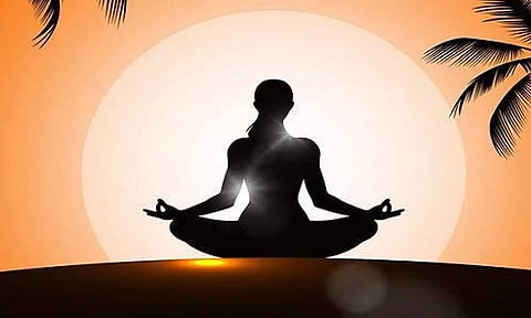 அறிவியல் வியக்கும் யோகா!