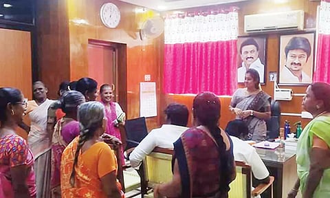 சங்கரன்கோவிலில் புதிய வாறுகால் அமைக்கும் பணியை துரிதப்படுத்த நடவடிக்கை- சேர்மன் உமா மகேஸ்வரி உறுதி