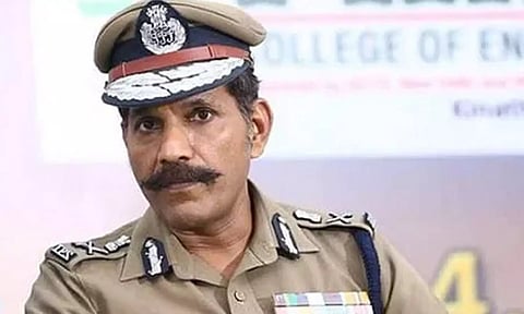 சைலேந்திரபாபு 30-ந்தேதி ஓய்வு பெறுகிறார்: டி.ஜி.பி. பதவிக்கு சங்கர் ஜிவால், ஏ.கே.விஸ்வநாதன் பெயர்கள் பரிசீலனை