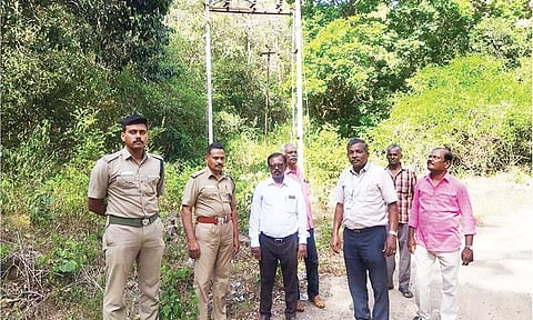 மேற்கு தொடர்ச்சி மலையில் மின் பணிகள் ஆய்வு