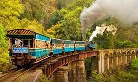 ஊட்டியில் சிறப்பு மலை ரெயில் சேவை ஜூலை 30-ந் தேதி வரை நீட்டிப்பு