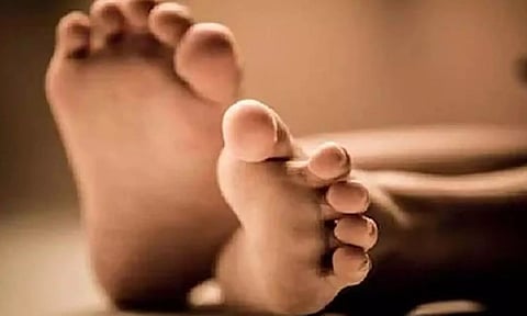 கழுத்தில் கயிறு இறுக்கி சிறுவன் பரிதாப பலி: விளையாடிக் கொண்டிருந்தபோது விபரீதம்