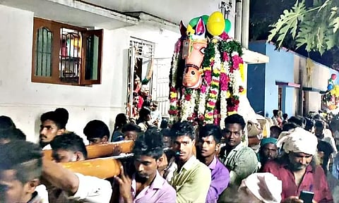 கோவில் புரவி எடுப்பு விழா