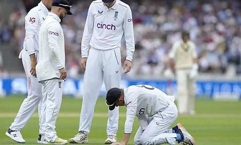 ஆஷஸ் தொடரில் இருந்து இங்கிலாந்து அணியின் துணை கேப்டன் விலகல்