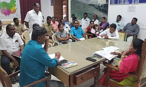 அந்தியூர் குருநாதசாமி கோவில் திருவிழா தொடர்பான ஆலோசனை கூட்டம் ஆர்.டி.ஓ. திவ்யபிரியதர்ஷினி தலைமையில் நடைபெற்றது.
