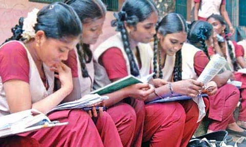 சென்னை மாவட்ட பள்ளிகளுக்கு தேர்வு அட்டவணை வெளியீடு