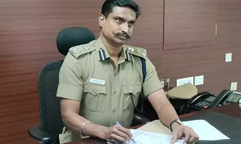 டி.ஐ.ஜி. தற்கொலை எதிரொலி: உயர் போலீஸ் அதிகாரிகளுக்கு டாக்டர்கள் மூலம் கவுன்சிலிங்