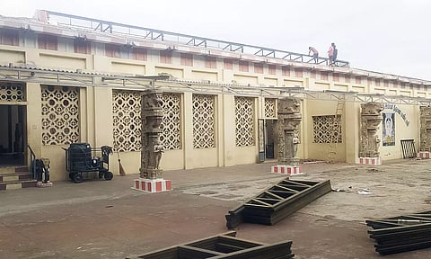 அன்னதான மண்டபம் புதுப்பிக்கும் பணி தீவிரம்