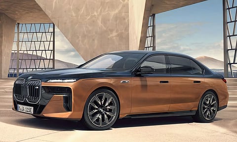 ஆகஸ்டில் இந்தியா வரும் பிஎம்டபிள்யூ i7 M70