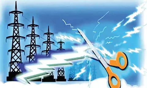 மாதாந்திர பராமரிப்பு பணிகளுக்காக மின்சாரம் நிறுத்தும் நேரத்தை மாற்றி அமைக்க வேண்டும்