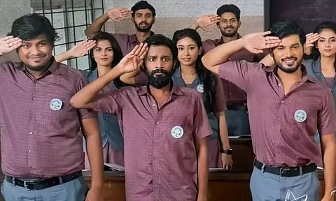 மெகா ஸ்கூல் ரீ-யூனியன்.. வித்தியாசமாக நடைபெற்ற 'மறக்குமா நெஞ்சம்' இசை வெளியீட்டு விழா!