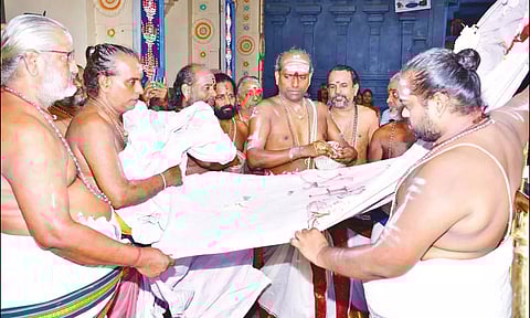 கொடியேற்றம் நடந்தபோது எடுத்தபடம்.