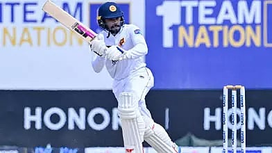 பாகிஸ்தானுக்கு எதிரான முதல் டெஸ்ட்: இலங்கை முதல் நாள் ஆட்டம் முடிவில் 242/6