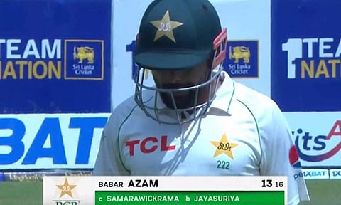 4-வது முறையாக பிரபாத் ஜெயசூர்யாவிடம் விக்கெட்டை இழந்தார்.. ட்ரெண்டிங்கில் பாபர் அசாம்