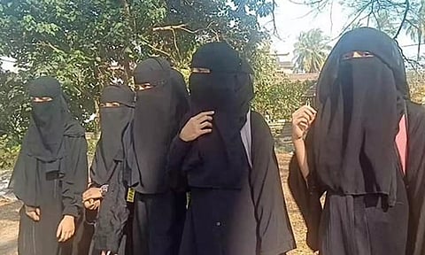 ஈரான் பெண்களுக்கு மீண்டும் கட்டுப்பாடு- ஹிஜாப் அணிய உத்தரவு