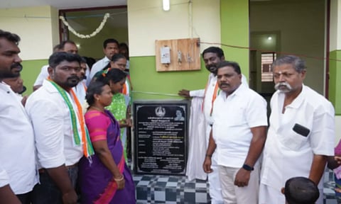 புதுகிராமத்தில் ரூ.12 லட்சம் மதிப்பில் அங்கன்வாடி புதிய கட்டிடம் விஜய்வசந்த் எம்.பி. ரிப்பன் வெட்டி திறந்து வைத்தார்