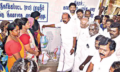 சுத்திகரிப்பு குடிநீர் திட்டத்தை ராஜன் செல்லப்பா எம்.எல்.ஏ. தொடங்கி வைத்தார். 