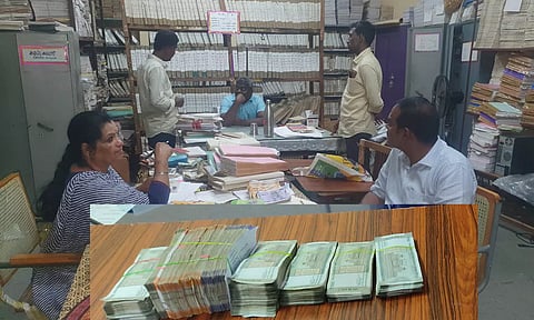 ஓசூர் சார்பதிவாளர் அலுவலகத்தில் 3½ மணி நேரம் நடந்த சோதனையில் ரூ.5 லட்சம் பணம் சிக்கியது