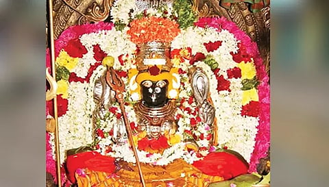 சேலத்தில் பிரசித்தி பெற்ற சேலம் கோட்டை மாரியம்மன் கோவில் ஆடி திருவிழா