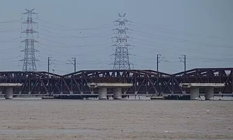 டெல்லியில் யமுனை ஆற்றில் மீண்டும் வெள்ளம்- தாழ்வான பகுதி மக்கள் வெளியேற உத்தரவு