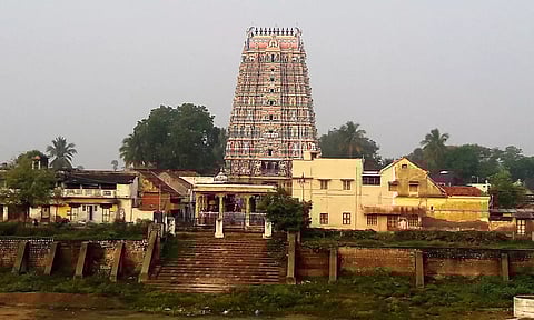 நோய்நொடி தீர்க்கும் திருவாடானை ஆதிரெத்தினேஸ்வரர் திருக்கோவில்- ராமநாதபுரம்