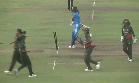 உடனுக்குடன் கோபம் அடைவது ஏற்றுக் கொள்ள முடியாது- ஹர்மன்பிரீத் கவுரை சாடிய முன்னாள் கேப்டன்