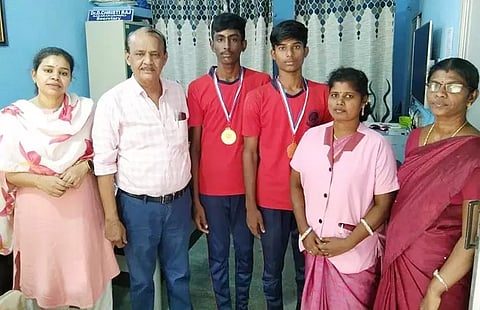 தேசிய கபடி போட்டியில் தங்கம் வென்று சாதனை