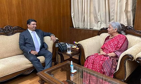 வருமான வரி தாக்கல் செய்வோர் விவரங்களை வழங்கிய மத்திய அரசு.. நிதி மந்திரியை சந்தித்து நன்றி தெரிவித்த பிடிஆர்