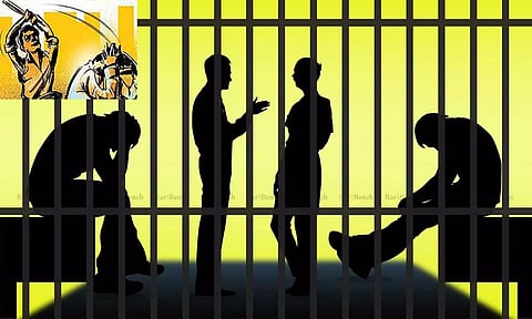 ஊராட்சி மன்ற தலைவரின் கணவர் மண்டை உடைப்பு