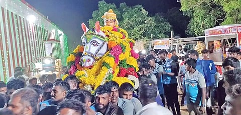 பாவூர்சத்திரம் அருகே மேகம் திரை கொண்ட சாஸ்தா கோவிலில் ஆடி மாத திருவிழா கோலாகலம்