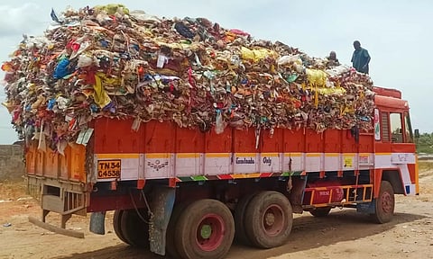 கோபிசெட்டிபாளையம் நகராட்சியில் 12 டன் பிளாஸ்டிக் கழிவுகள் சிமெண்ட் ஆலைக்கு அனுப்பி வைப்பு