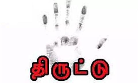 மளிகை கடையில் ரூ.30 ஆயிரம் திருட்டு