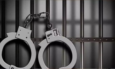 பெரம்பலூர் அருகே பரபரப்பு ஷேர் ஆட்டோவை திருட முயன்ற சென்னை வாலிபருக்கு தர்ம அடி